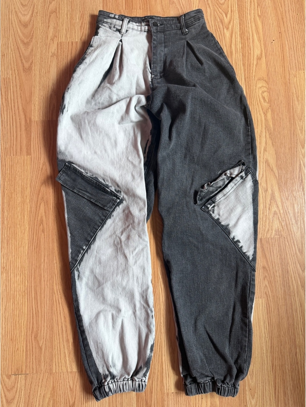 Fashion Nova Size Small Colorblock Jogger Cargo Jeans